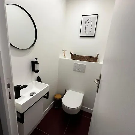Holiday home Family Designer House In The Heart Of Montparnasse Paris