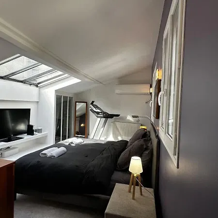 Family Designer House In The Heart Of Montparnasse Paris
