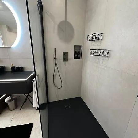 Holiday home Family Designer House In The Heart Of Montparnasse