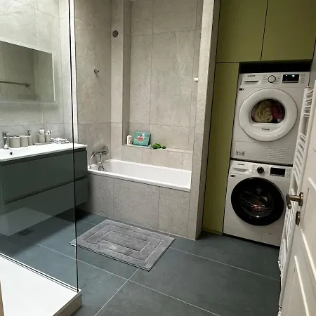 Family Designer House In The Heart Of Montparnasse Holiday home *